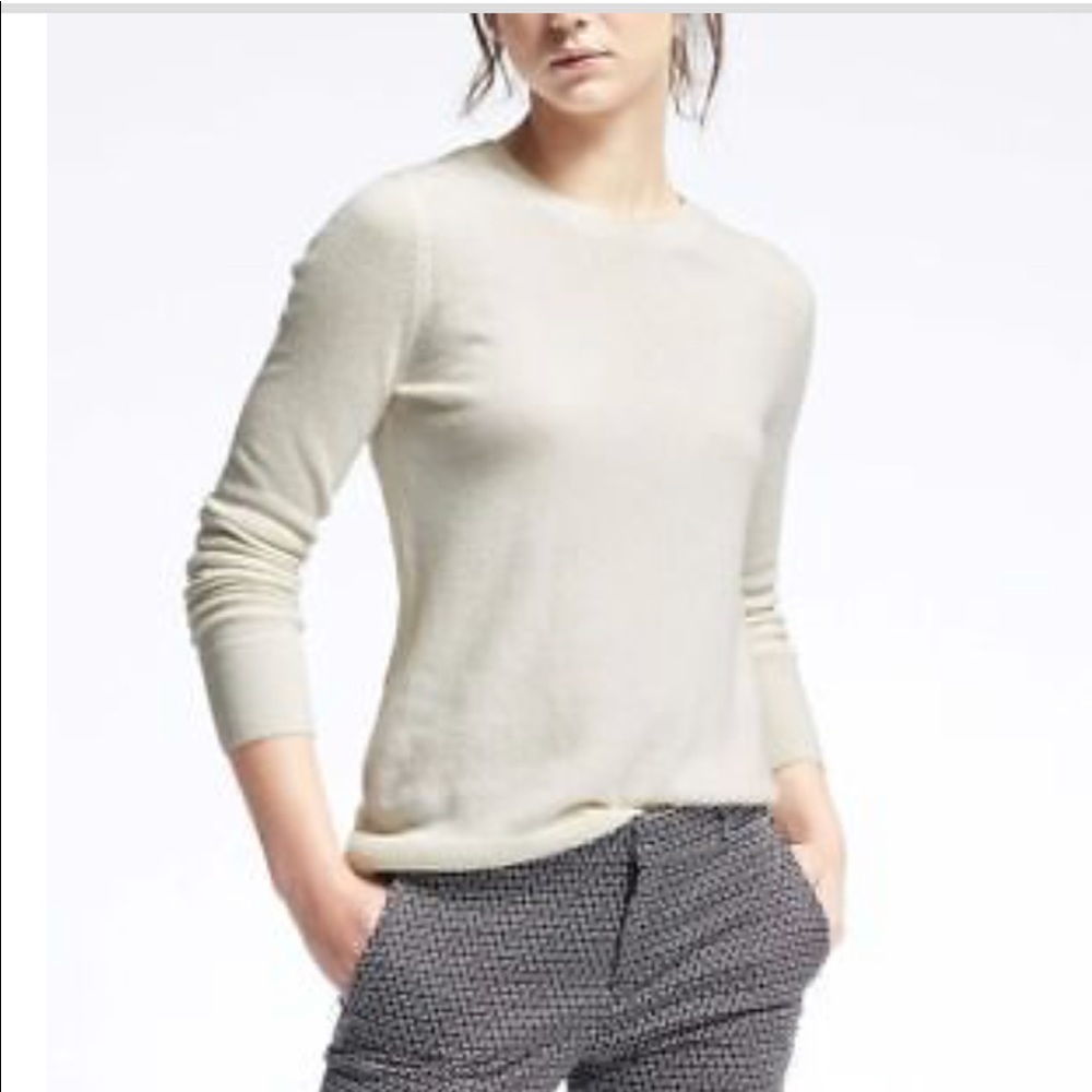 Banana Republic Italian Yarn cream sweater